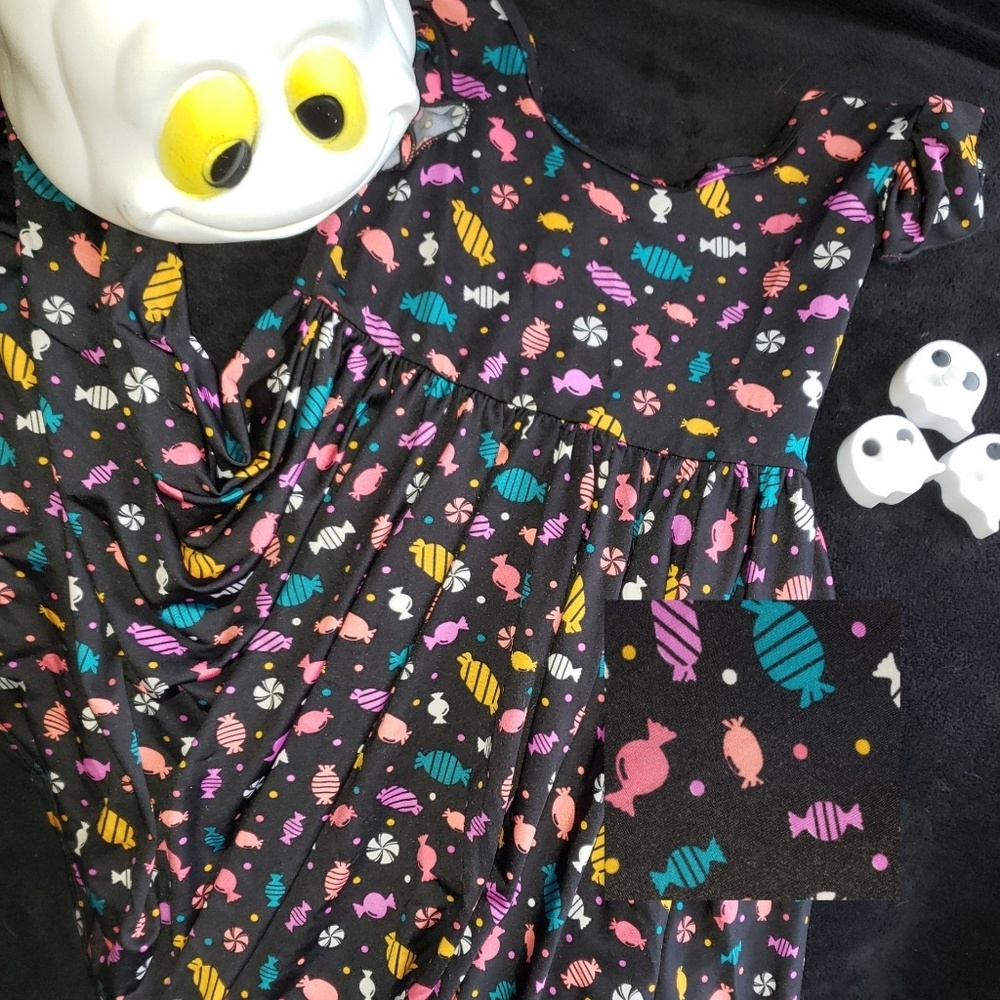 Dot dot smile dress!
